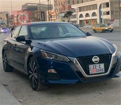 نيسان ألتيما